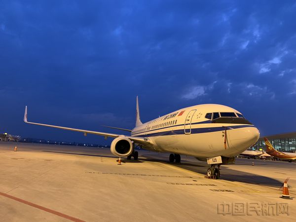河南民航顺利完成郑州机场承接北京国际航班分流保障首班航班任务